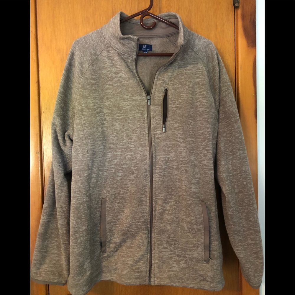 Fleeced lined men’s beige knit cardigan.